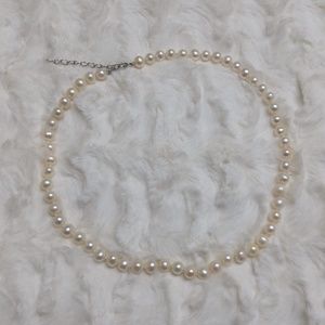 Vintage Elegant Choker Style Pearl Necklace